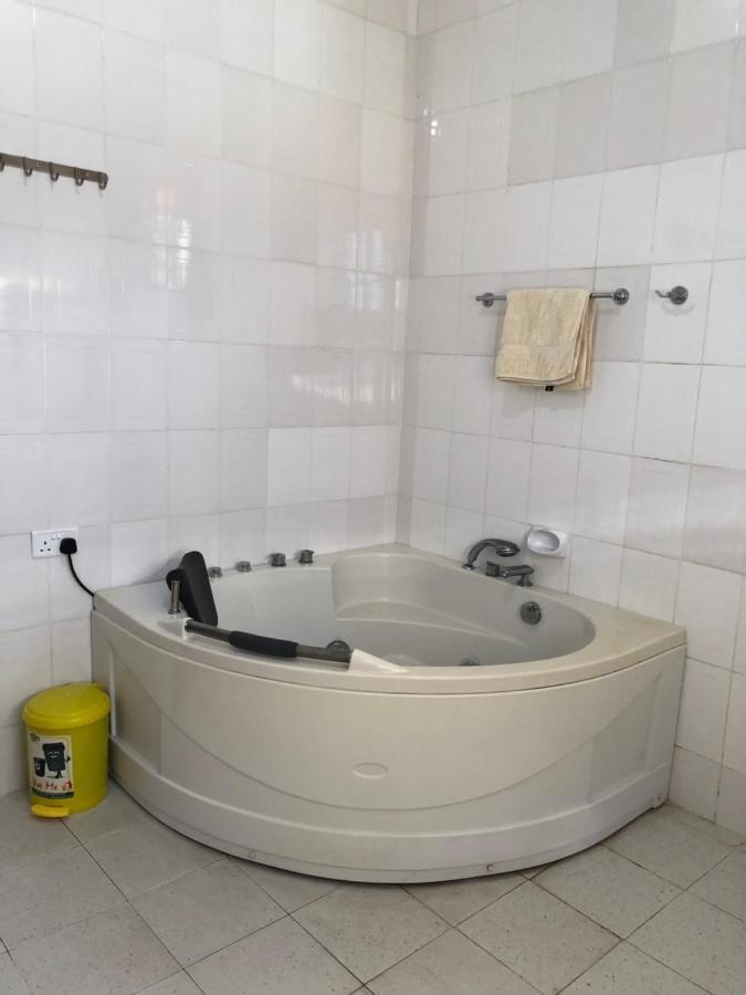 Jambo Hideaway Lejlighed Dar es Salaam Eksteriør billede